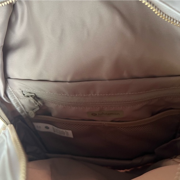 Lululemon Blissful Mini Backpack 11.5L Cream Ivory Gold NWT - Picture 7 of 7